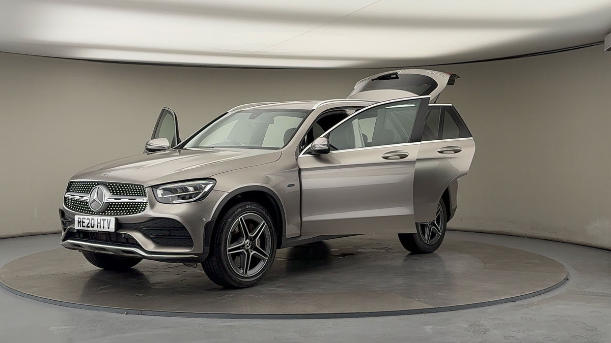 More views of Mercedes-Benz GLC