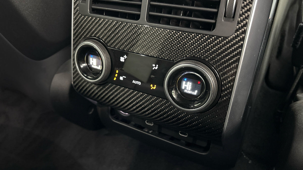 Land Rover Range Rover Sport Image 27