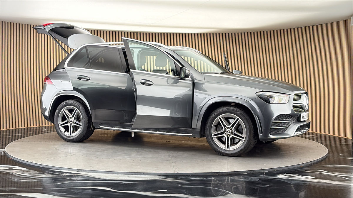 More views of Mercedes-Benz GLE