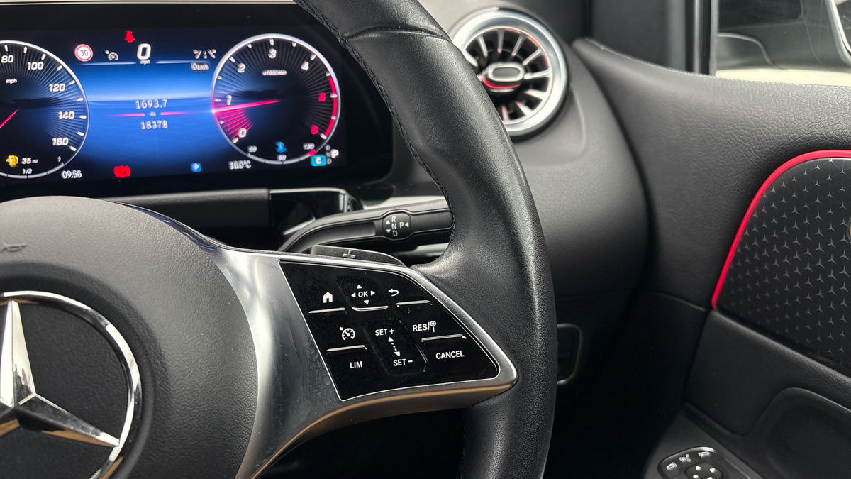 Mercedes-Benz B Class Image 14