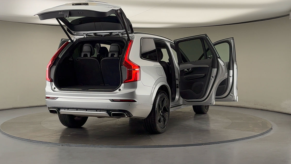 More views of Volvo XC90