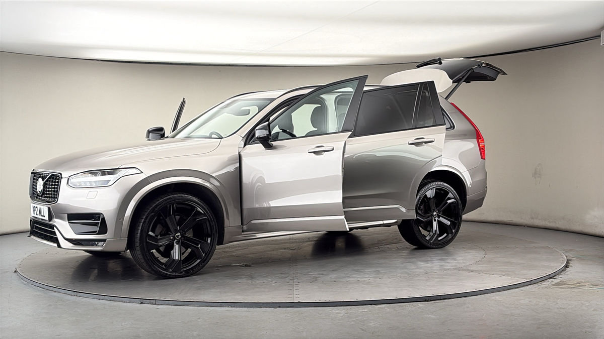 More views of Volvo XC90