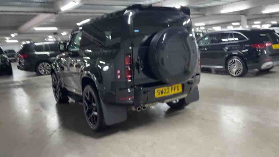 More views of Land Rover Defender 90