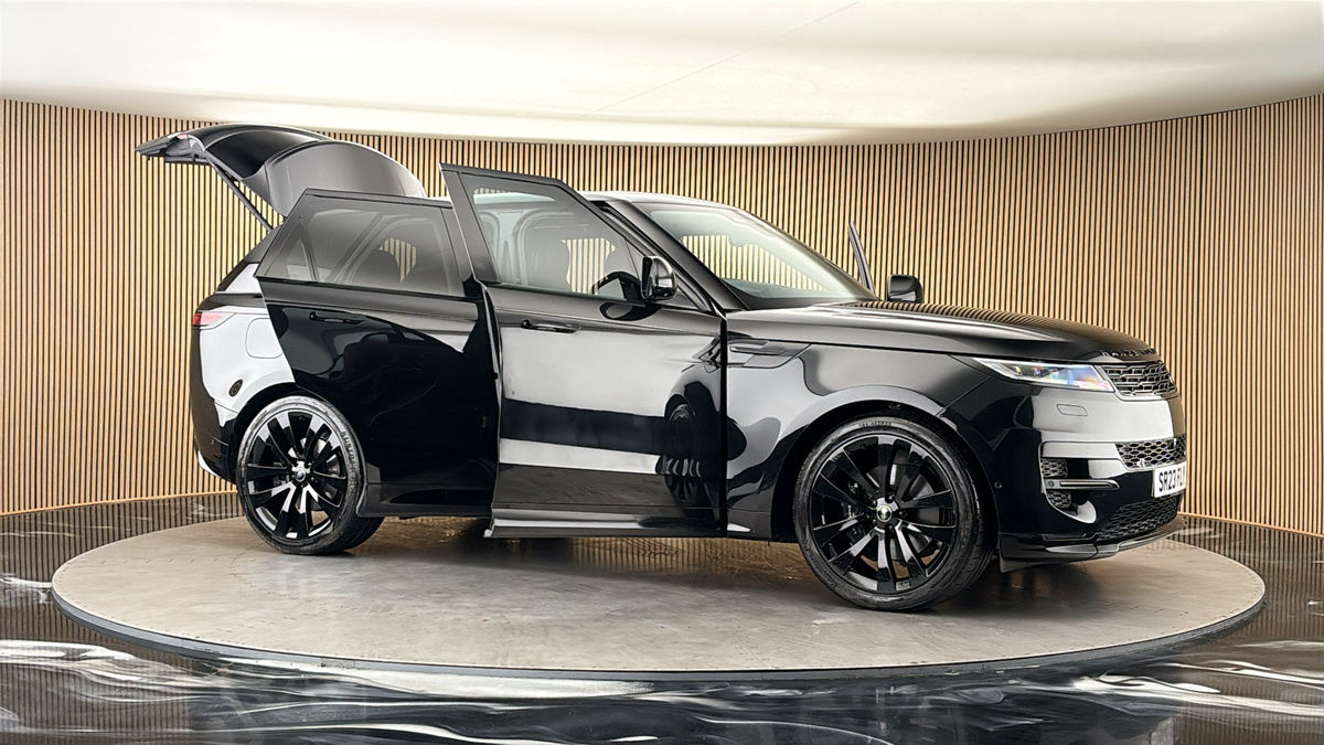 More views of Land Rover Range Rover Sport