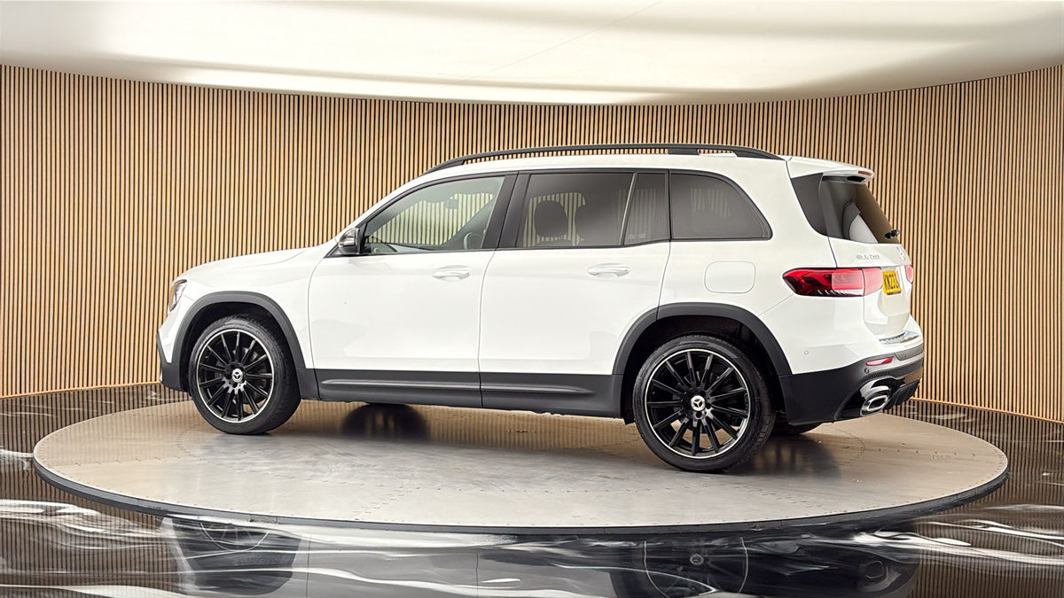 More views of Mercedes-Benz GLB