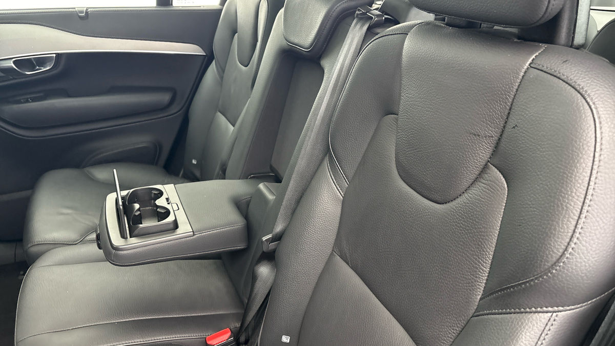 Volvo XC90 Image 9