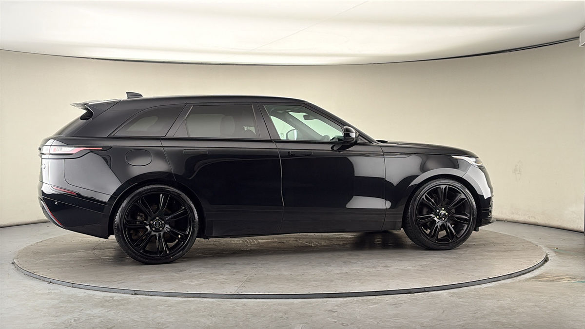 More views of Land Rover Range Rover Velar