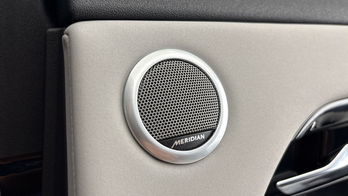 Land Rover Range Rover Evoque Image 25