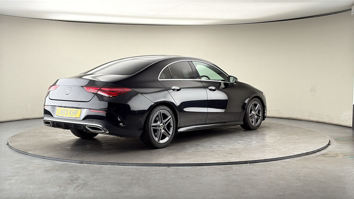 Mercedes-Benz CLA Image 21