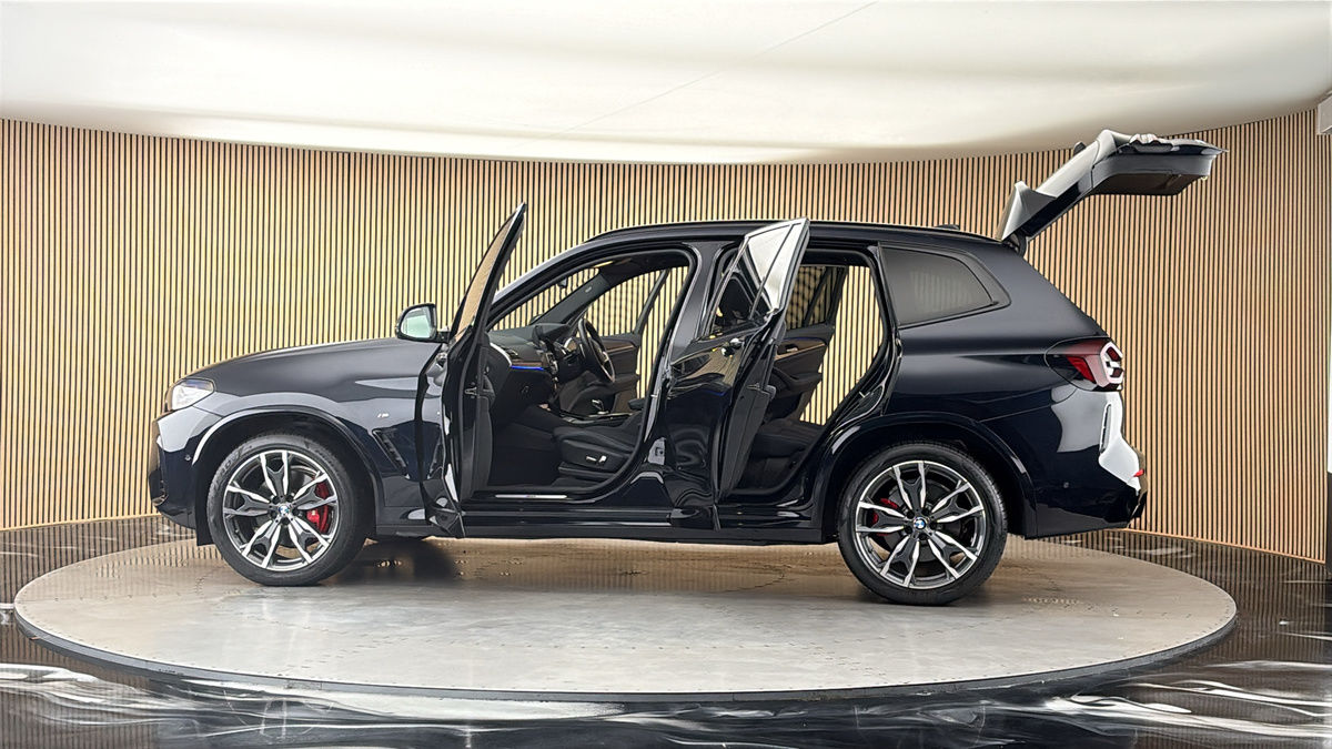 More views of BMW X3