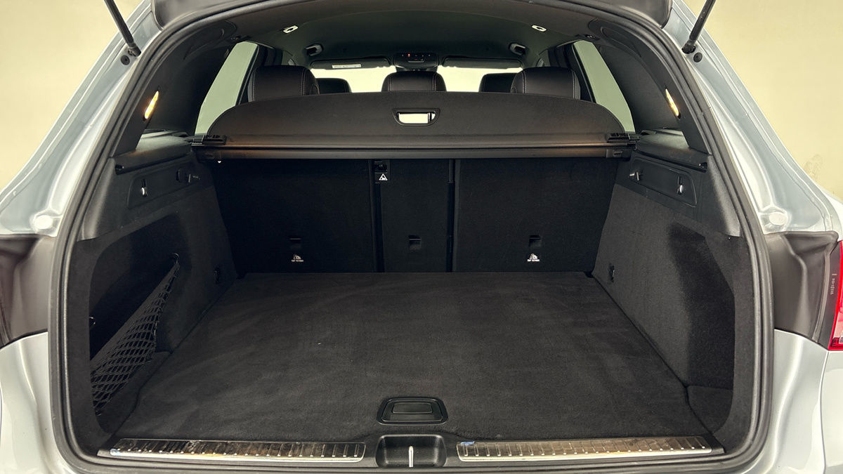 Mercedes-Benz GLC Image 11