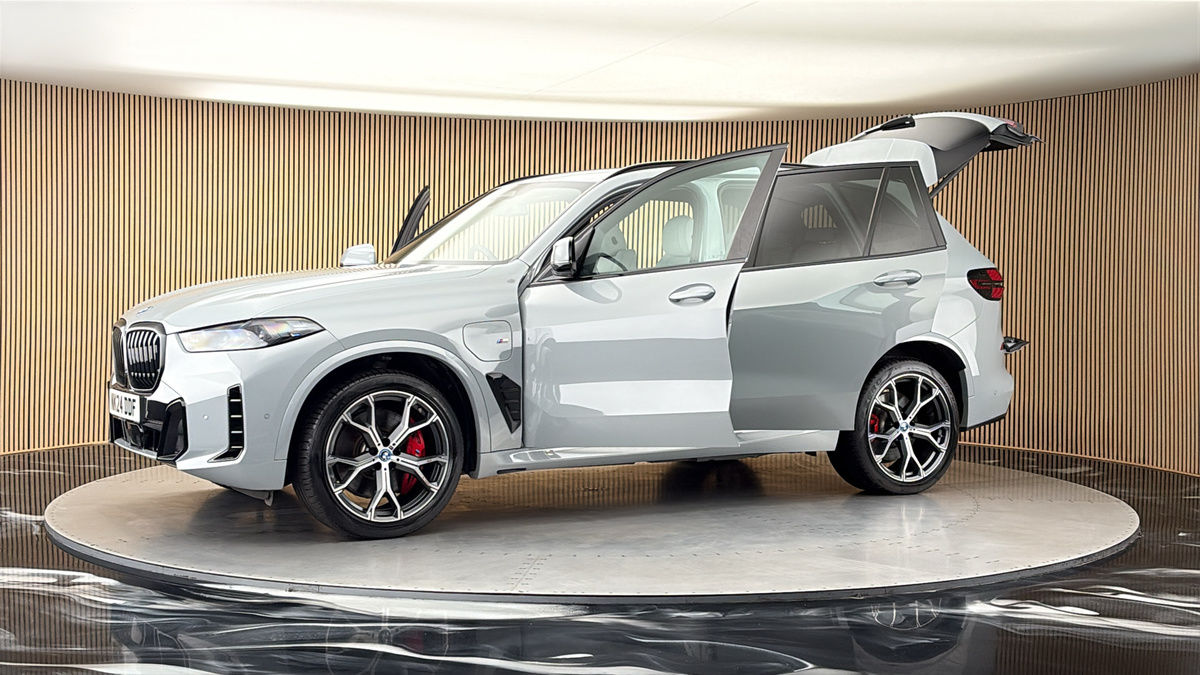 More views of BMW X5