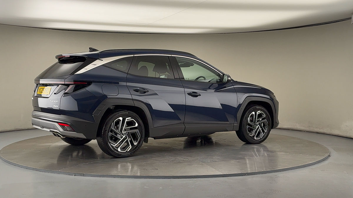 More views of Hyundai TUCSON