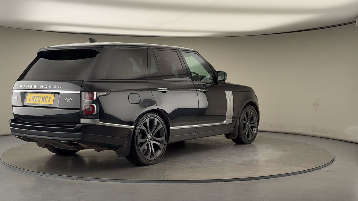 More views of Land Rover Range Rover