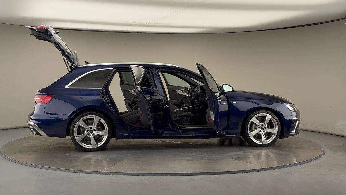 More views of Audi A4 Avant
