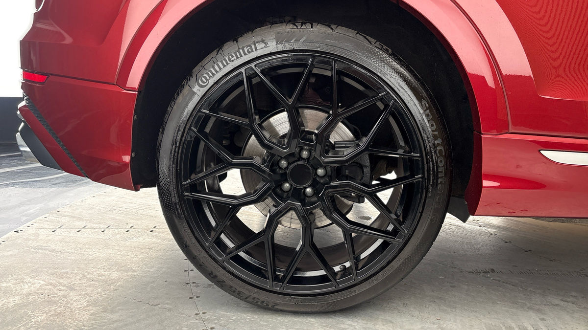 Audi SQ8 Image 10