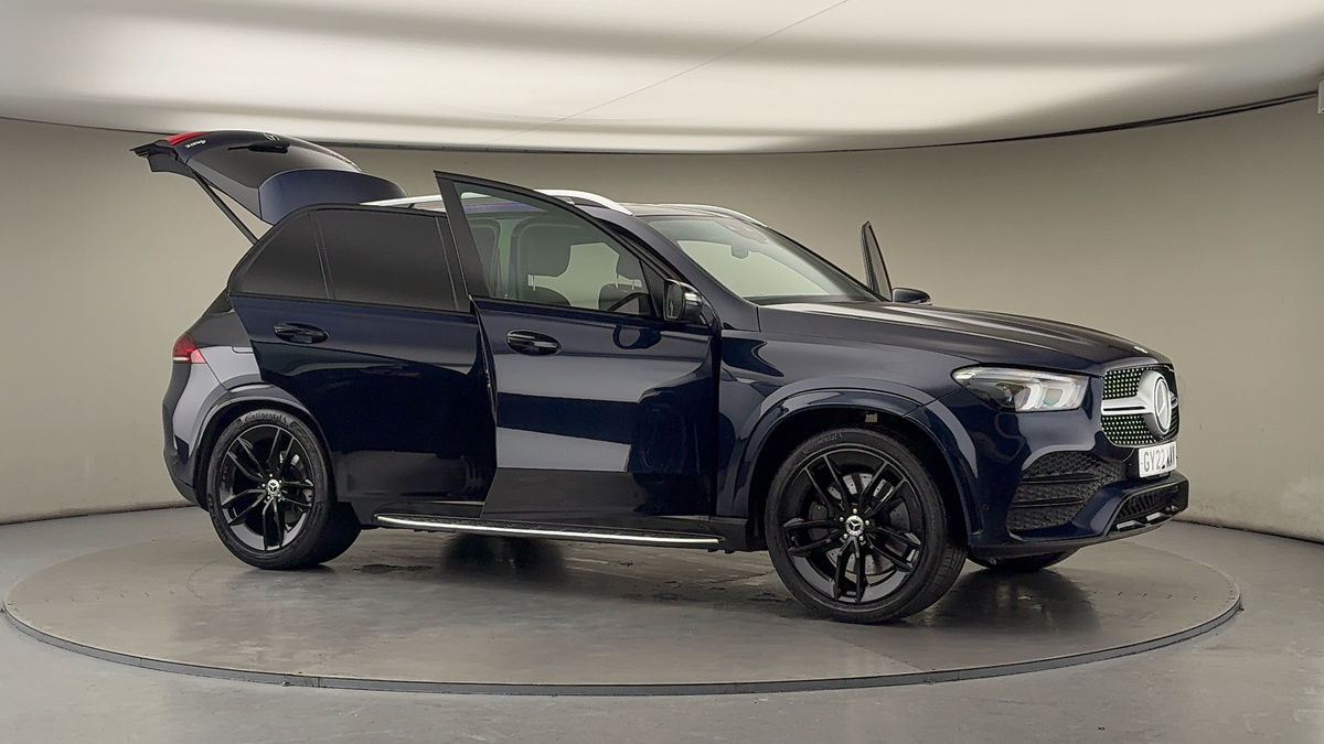 More views of Mercedes-Benz GLE