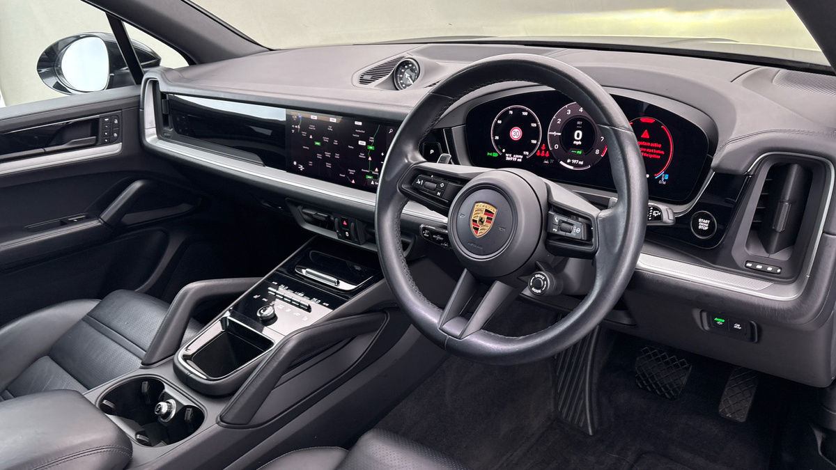Porsche Cayenne Image 5