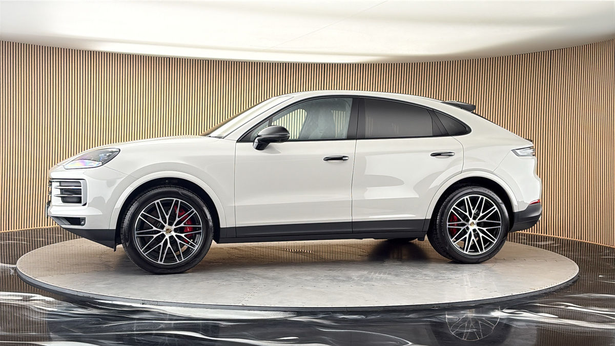 More views of Porsche Cayenne