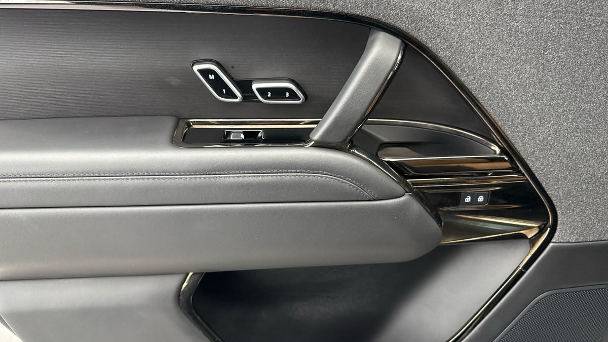 Land Rover Range Rover Sport Image 19