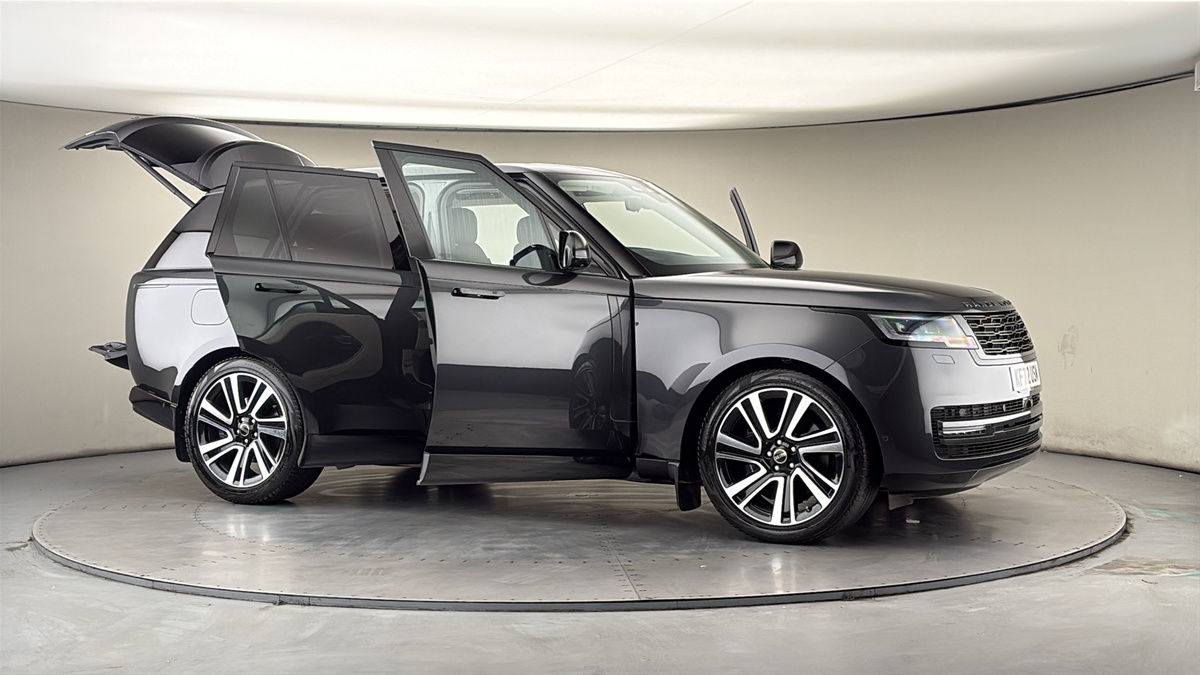 More views of Land Rover Range Rover