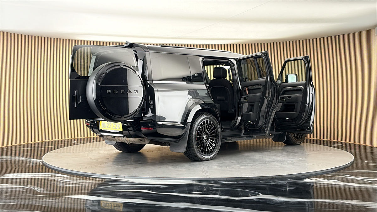 More views of Land Rover Defender 130