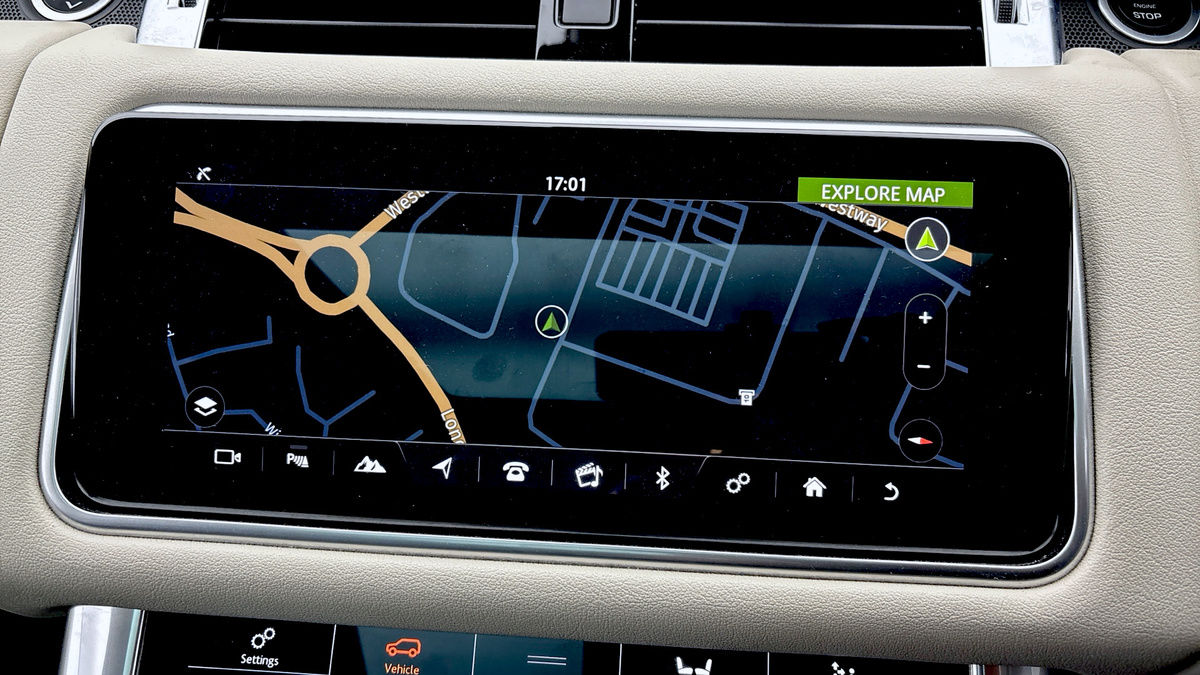 Land Rover Range Rover Sport Image 17