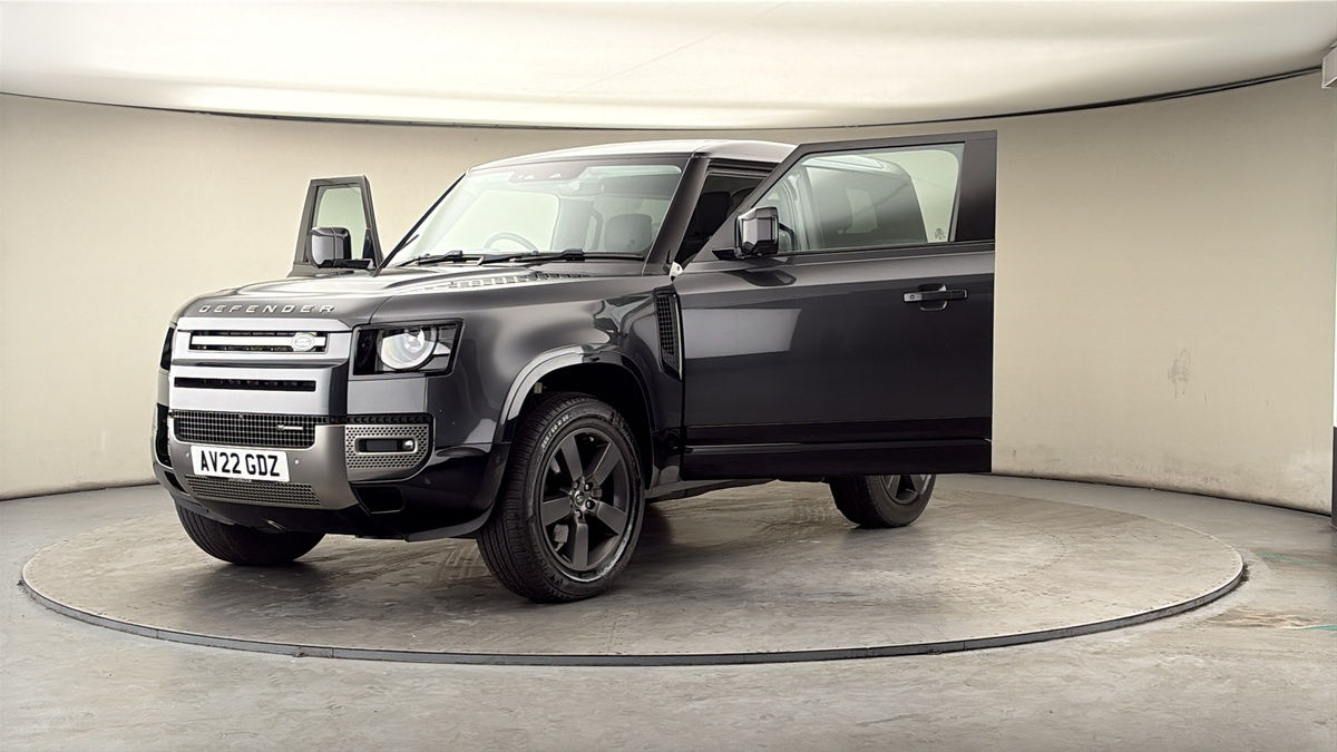 More views of Land Rover Defender 90