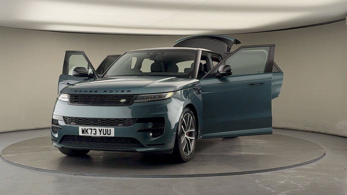 More views of Land Rover Range Rover Sport