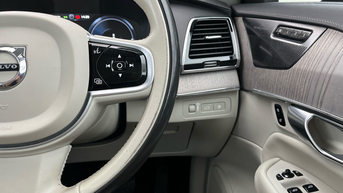 Volvo XC90 Image 14
