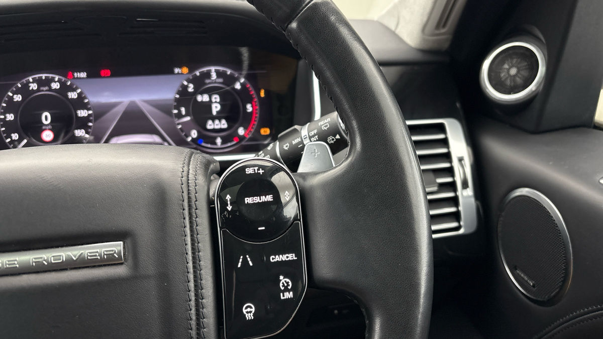 Land Rover Range Rover Image 14