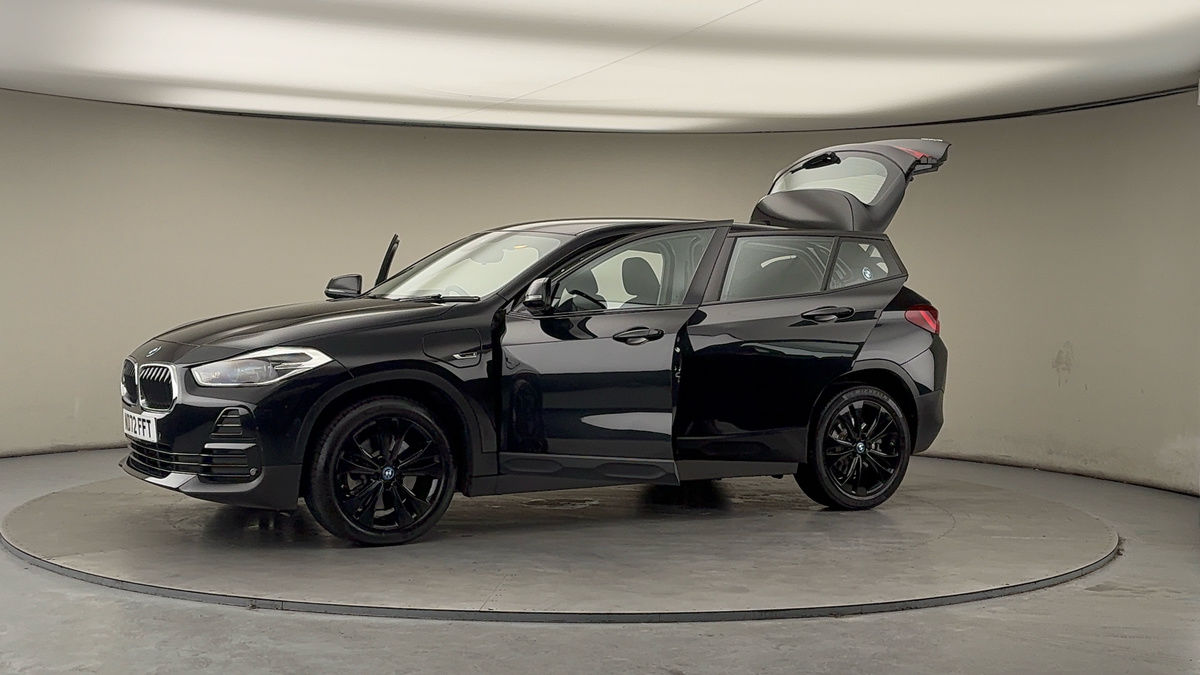 More views of BMW X2