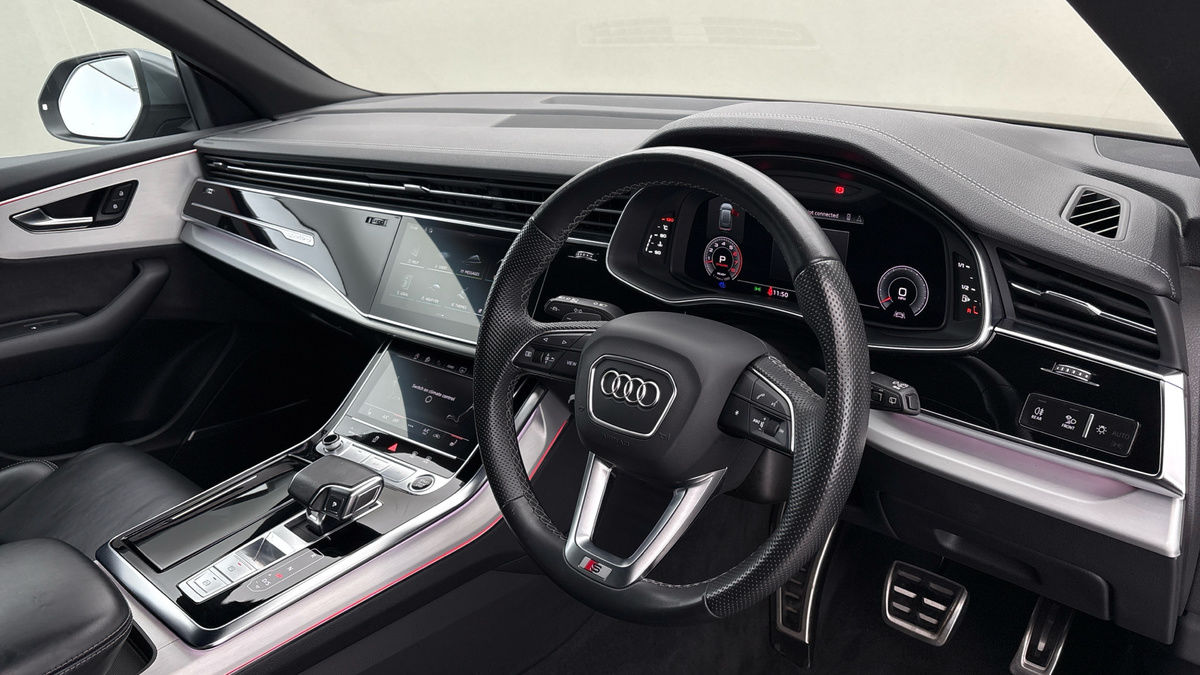 Audi Q8 Image 5