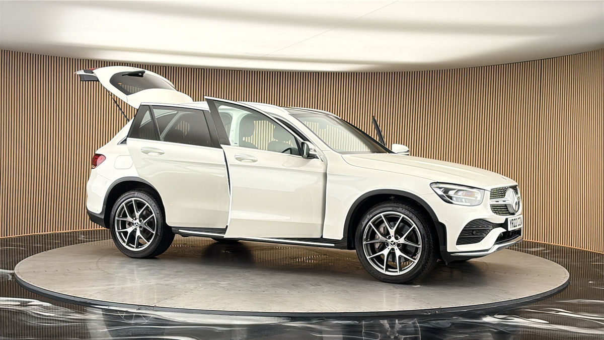 More views of Mercedes-Benz GLC