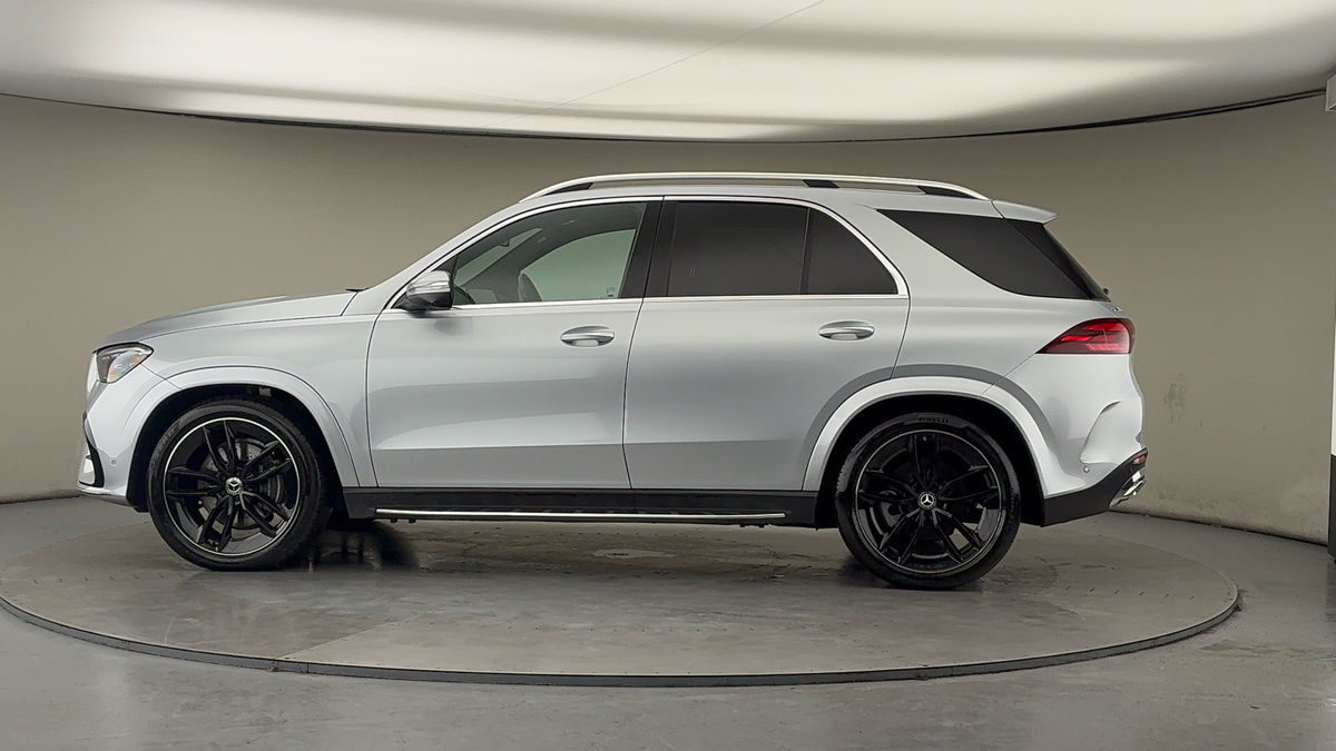 More views of Mercedes-Benz GLE