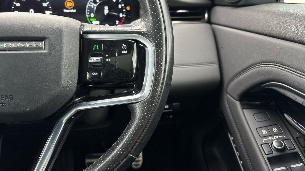 Land Rover Range Rover Evoque Image 14