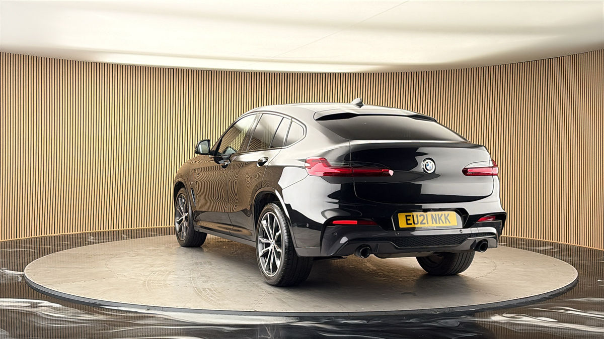 More views of BMW X4