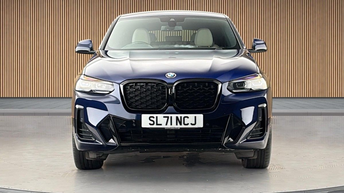 More views of BMW X4