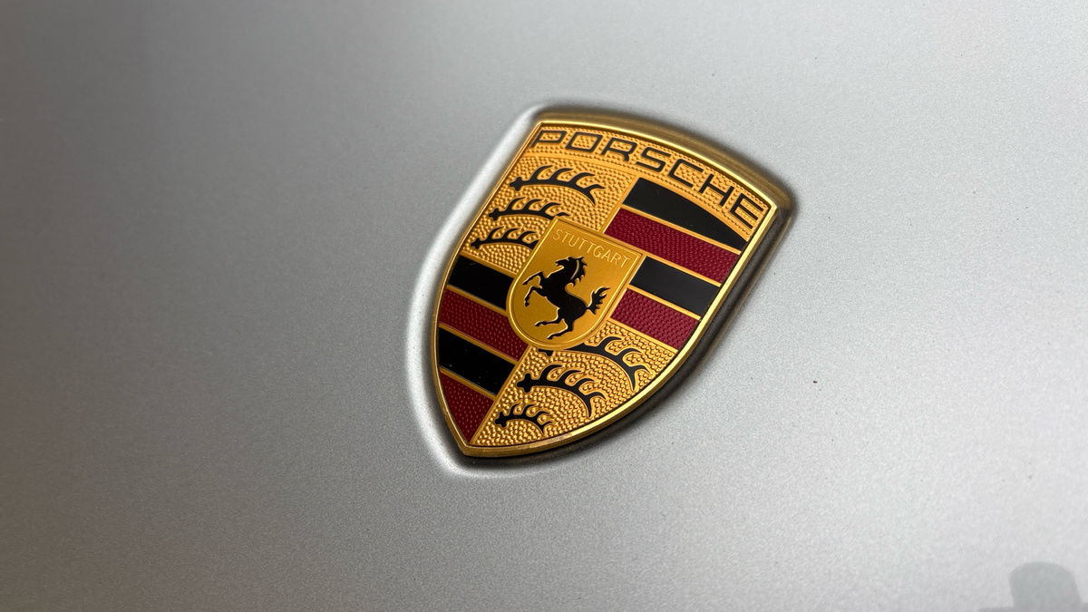 Porsche Taycan Image 24