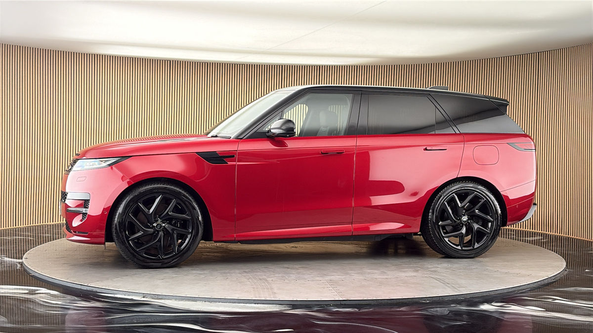 More views of Land Rover Range Rover Sport