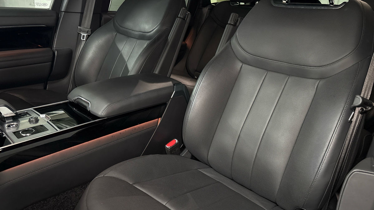 Land Rover Range Rover Image 7