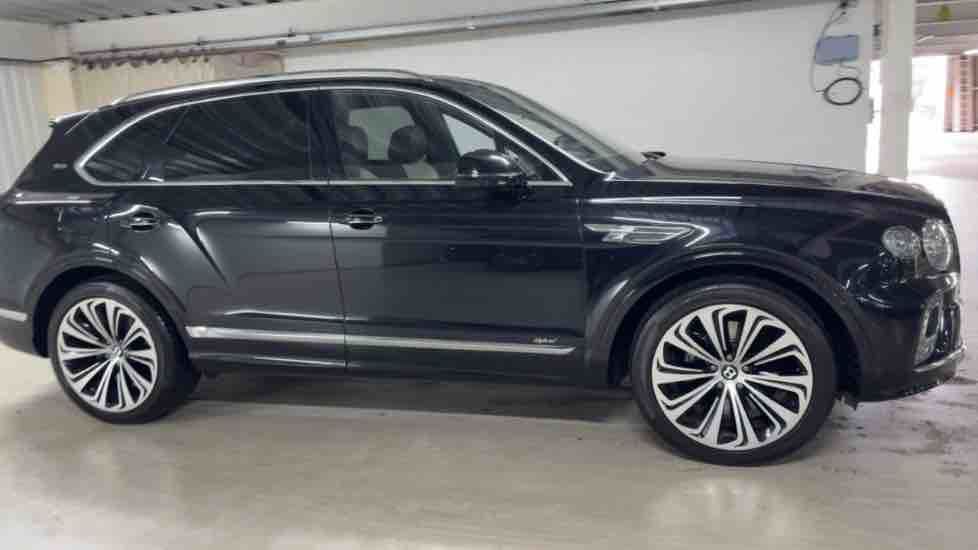 More views of Bentley Bentayga