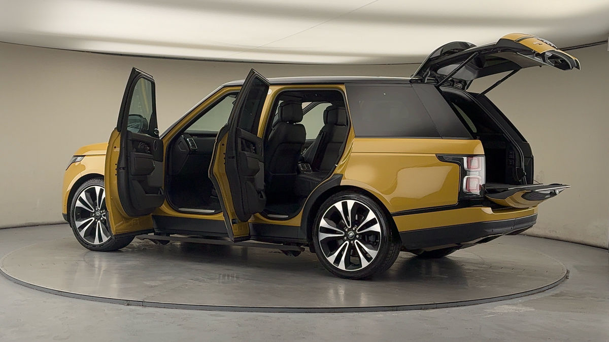 More views of Land Rover Range Rover