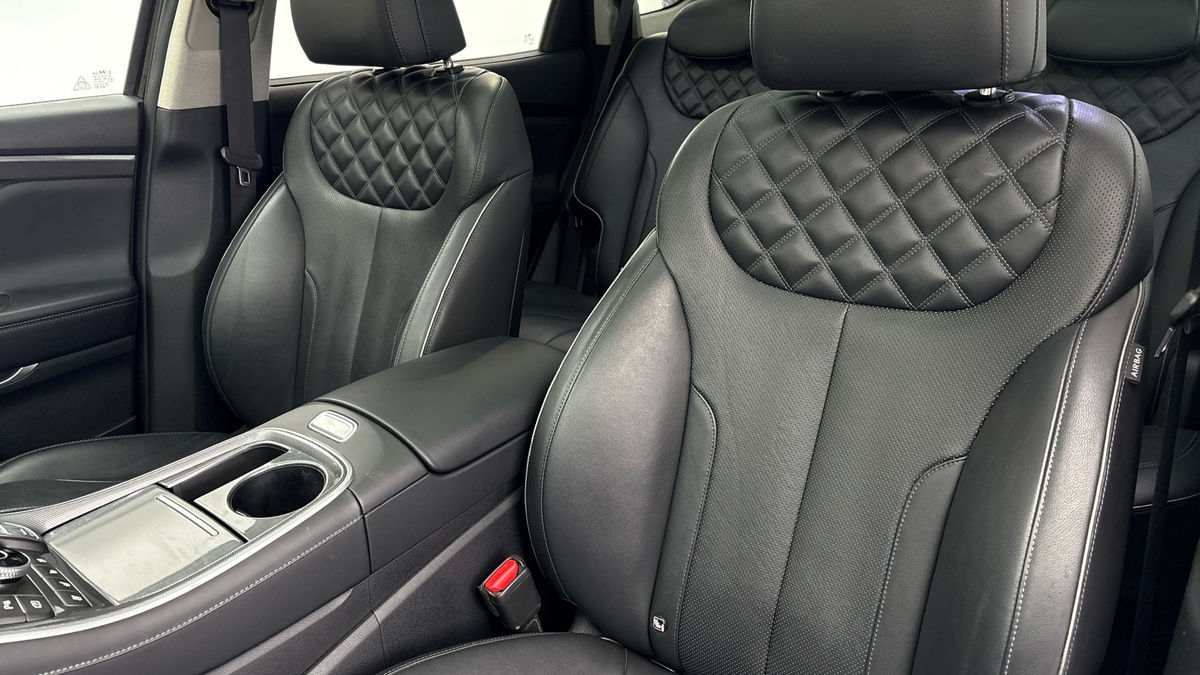 Hyundai Santa Fe Image 7