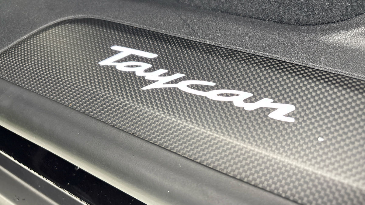 Porsche Taycan Image 36