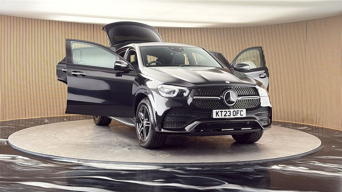 More views of Mercedes-Benz GLE