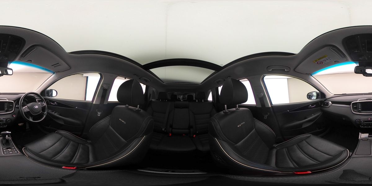 More views of Kia Sorento