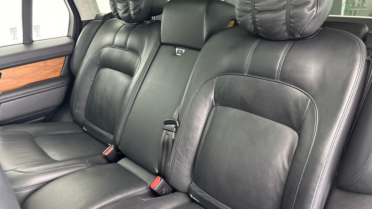 Land Rover Range Rover Image 8