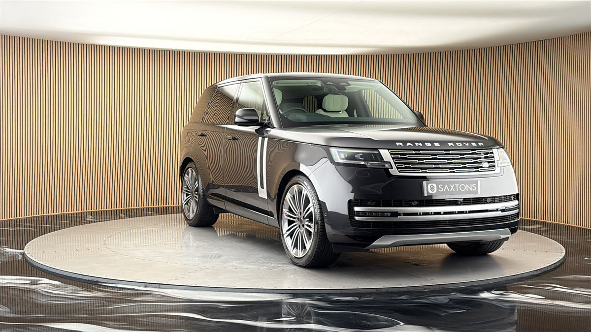 More views of Land Rover Range Rover