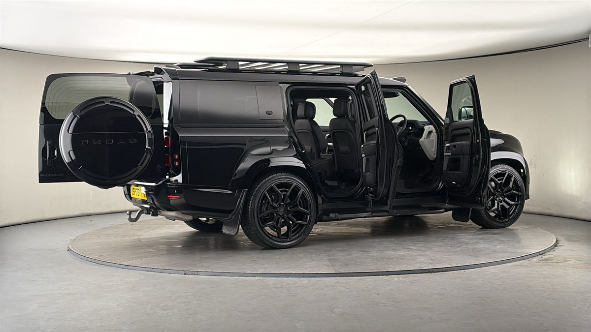 More views of Land Rover Defender 130